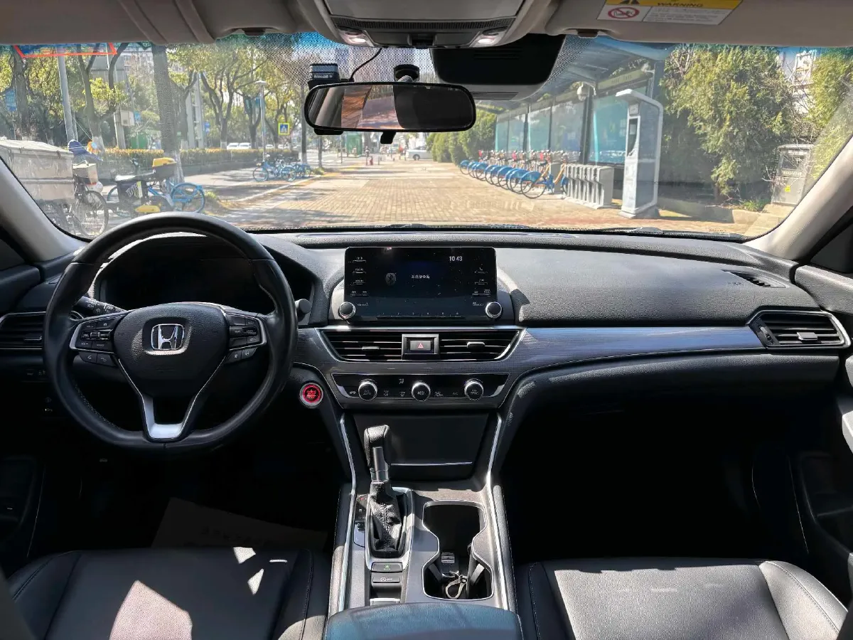 2021 Honda Accord 1.5T 194HP L4 CVT,autocango,china used car exporter,china ev exporter,chinese used car exporter,chinese used ev exporter