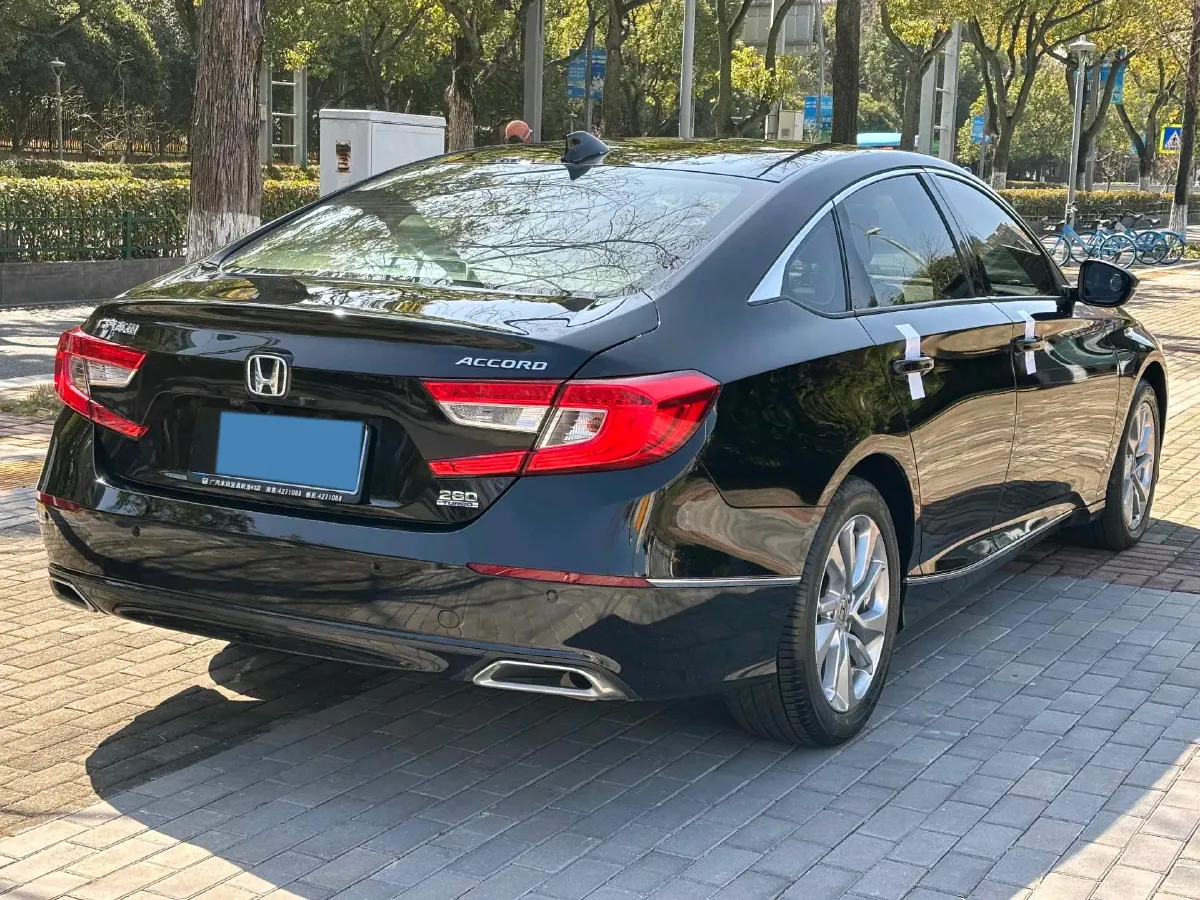 2021 Honda Accord 1.5T 194HP L4 CVT,autocango,china used car exporter,china ev exporter,chinese used car exporter,chinese used ev exporter