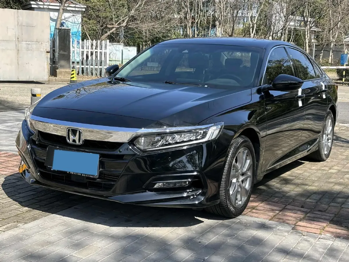 2021 Honda Accord 1.5T 194HP L4 CVT,autocango,china used car exporter,china ev exporter,chinese used car exporter,chinese used ev exporter