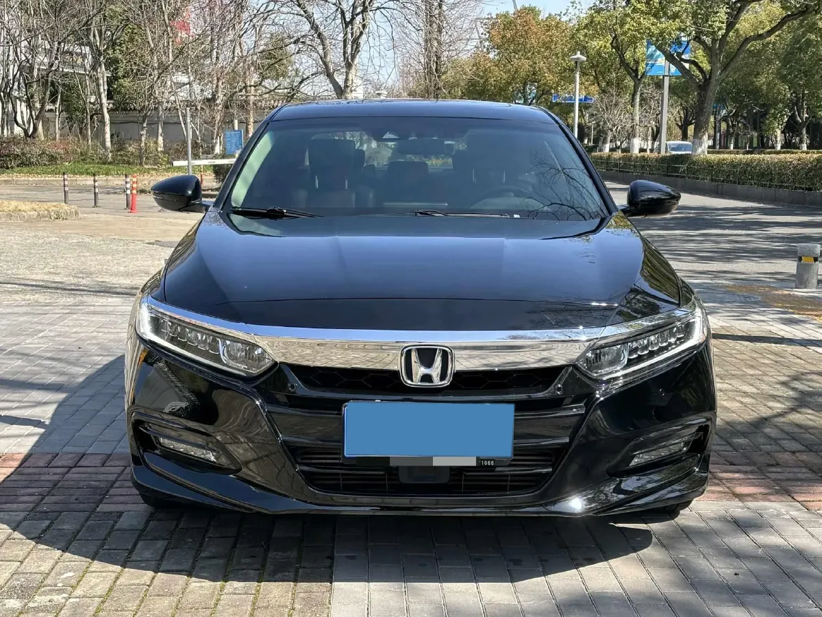 2021 Honda Accord 1.5T 194HP L4 CVT,autocango,china used car exporter,china ev exporter,chinese used car exporter,chinese used ev exporter