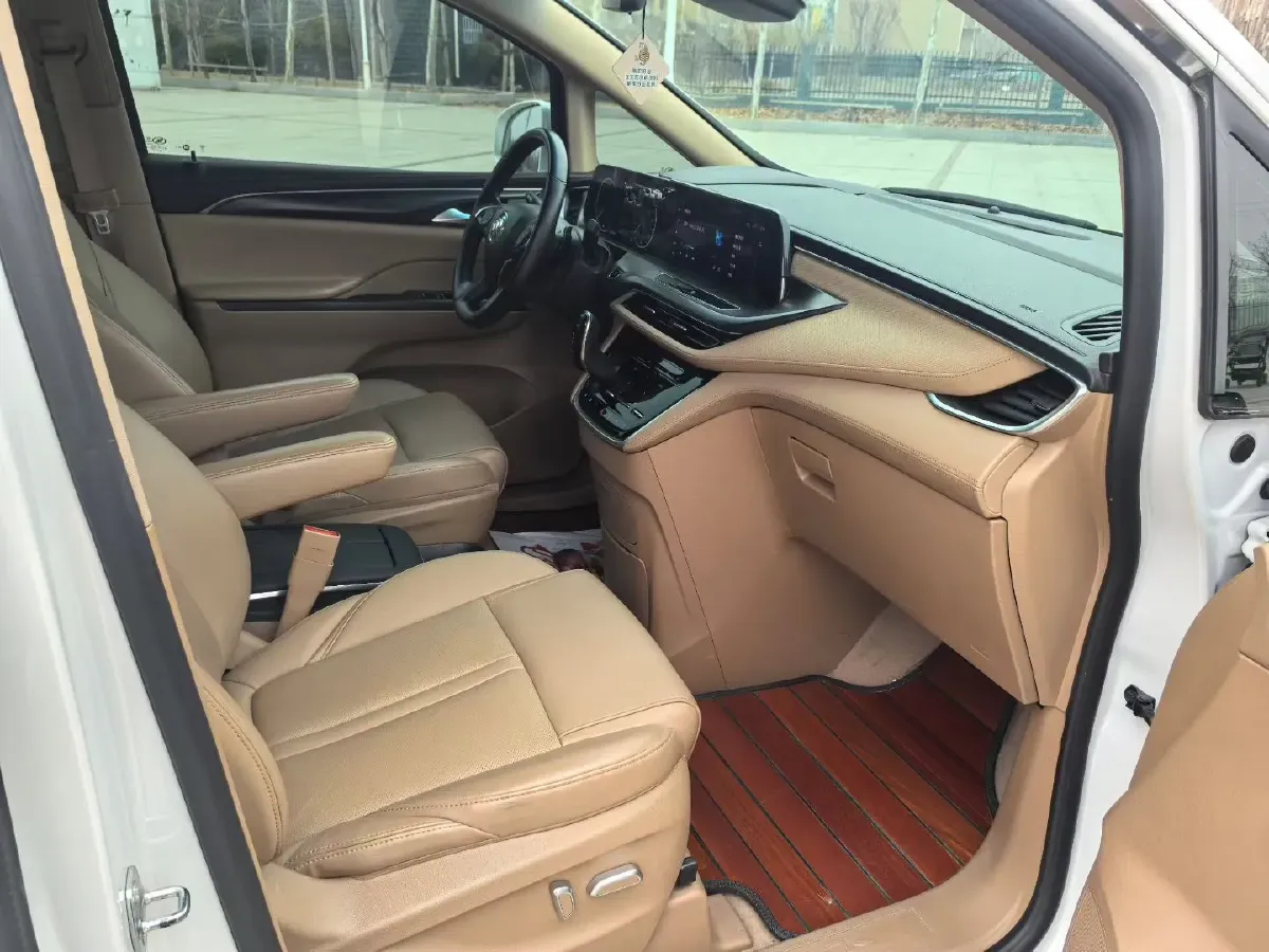 2020 Buick GL8 2.0T 237HP L4 9AT,autocango,china used car exporter,china ev exporter,chinese used car exporter,chinese used ev exporter