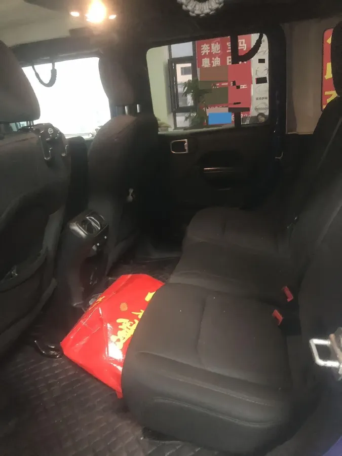 2018 Jeep Wrangler 2.0T 266HP L4 8AT,autocango,china used car exporter,china ev exporter,chinese used car exporter,chinese used ev exporter