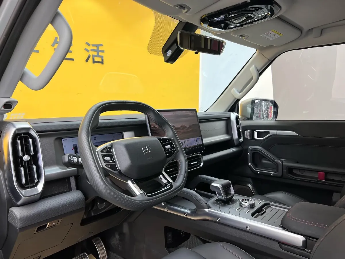 2023 Jetour Traveller 2.0T 254HP L4 7DCT,autocango,china used car exporter,china ev exporter,chinese used car exporter,chinese used ev exporter