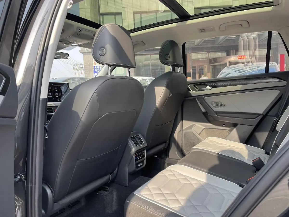 2023 Volkswagen Tayron 1.4T 150HP L4 7DCT,autocango,china used car exporter,china ev exporter,chinese used car exporter,chinese used ev exporter