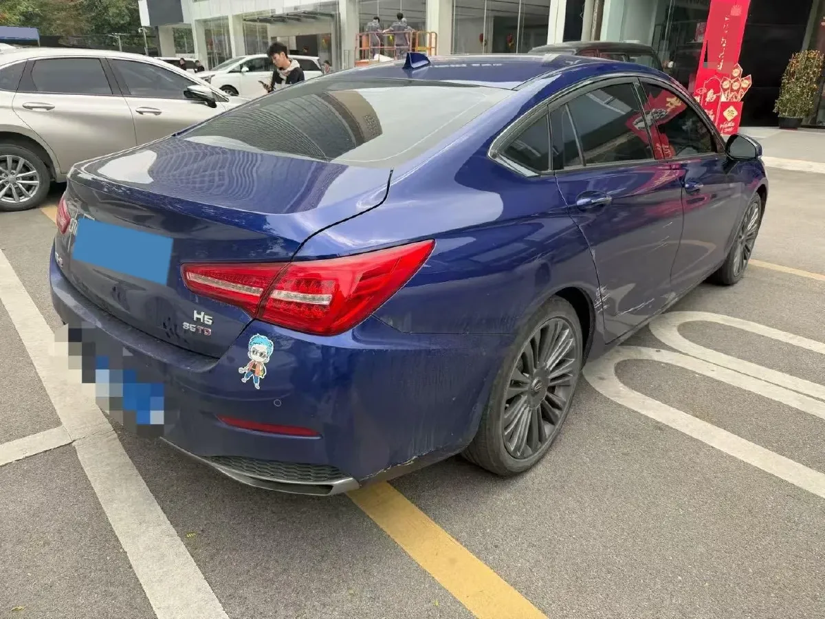 2020 HongQi H5 1.8T 197HP L4 6AT,autocango,china used car exporter,china ev exporter,chinese used car exporter,chinese used ev exporter