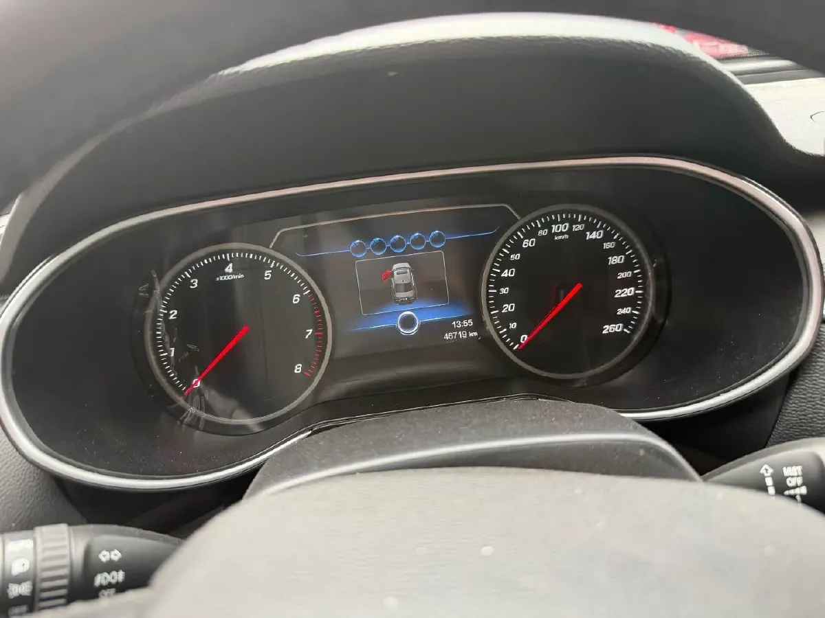 2020 HongQi H5 1.8T 197HP L4 6AT,autocango,china used car exporter,china ev exporter,chinese used car exporter,chinese used ev exporter