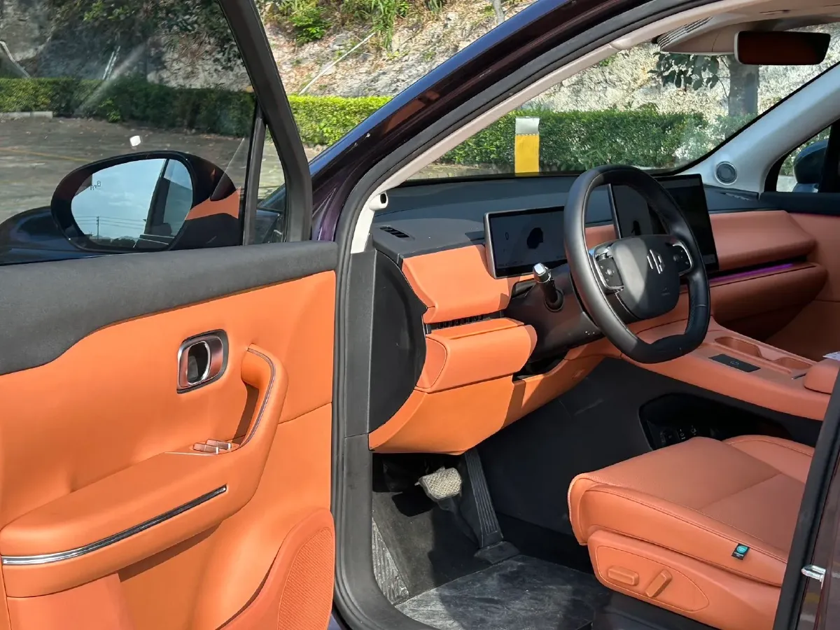 2024 Leapmotor C16 1.5L 95HP L4 REEV 28.4KWH,autocango,china used car exporter,china ev exporter,chinese used car exporter,chinese used ev exporter