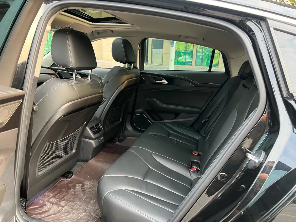 2019 HongQi H5 1.8T 180HP L4 6AT,autocango,china used car exporter,china ev exporter,chinese used car exporter,chinese used ev exporter