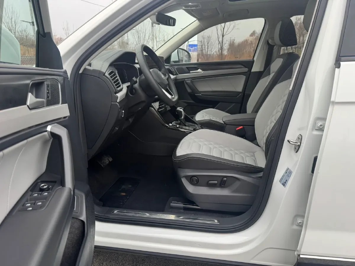 2023 Volkswagen Tayron 1.4T 150HP L4 7DCT,autocango,china used car exporter,china ev exporter,chinese used car exporter,chinese used ev exporter