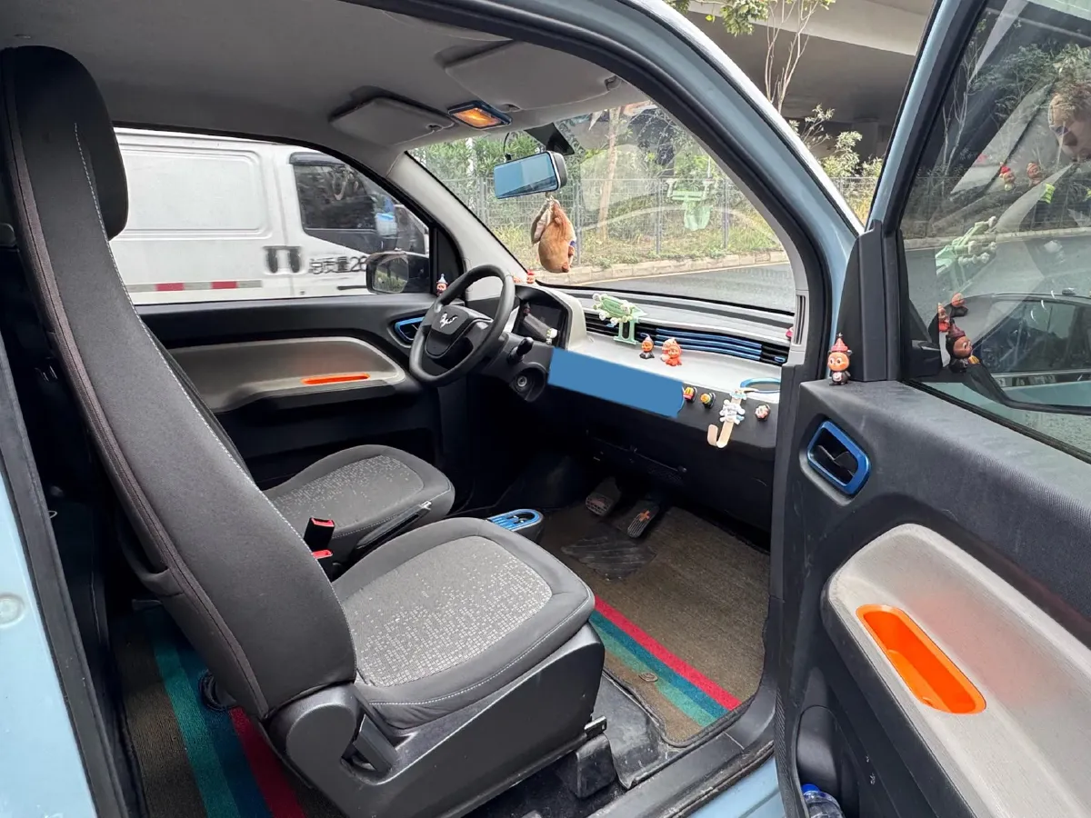 2021 WuLing HongGuang MINI EV BEV 13.9KWH,autocango,china used car exporter,china ev exporter,chinese used car exporter,chinese used ev exporter