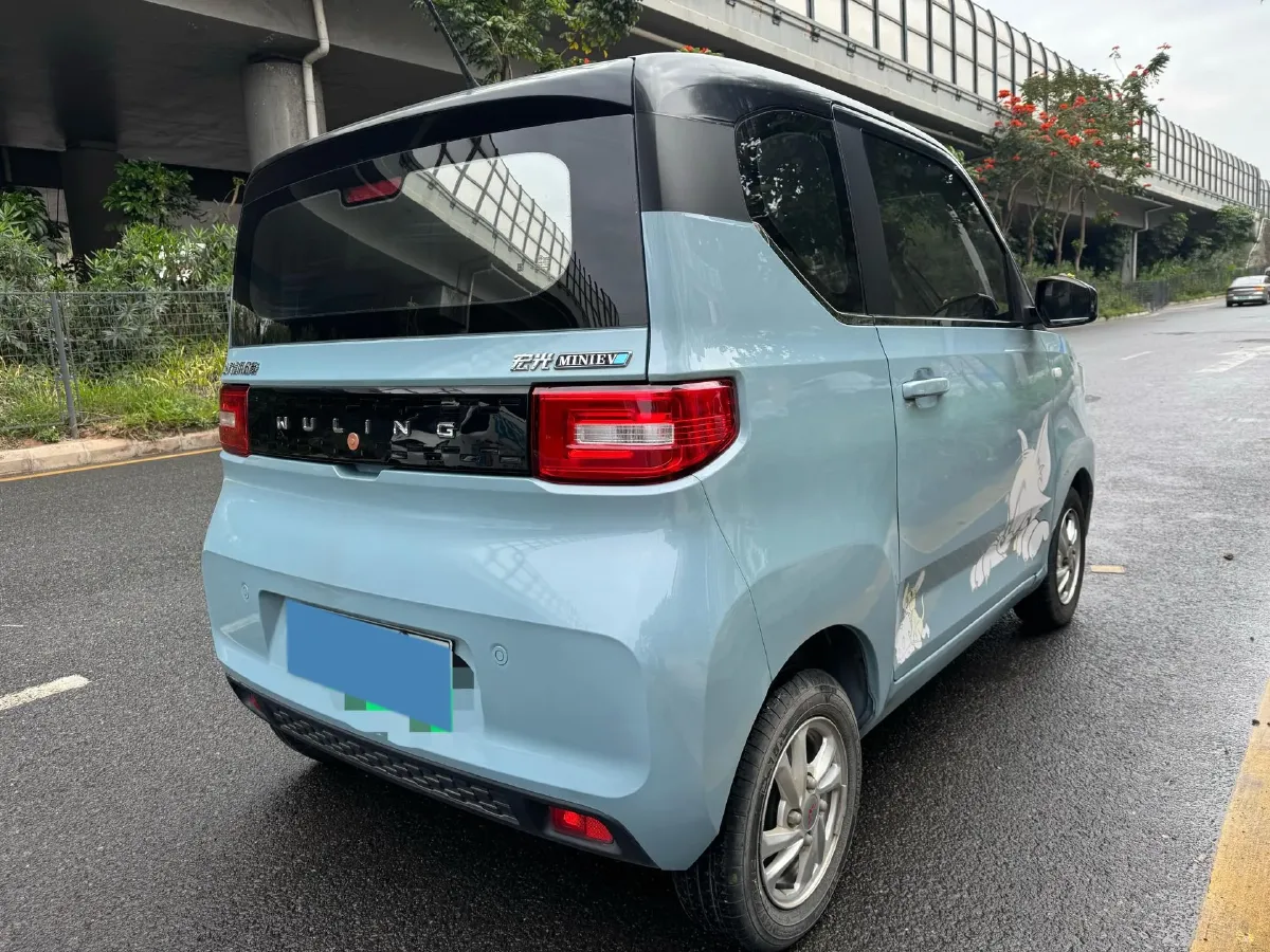 2021 WuLing HongGuang MINI EV BEV 13.9KWH,autocango,china used car exporter,china ev exporter,chinese used car exporter,chinese used ev exporter