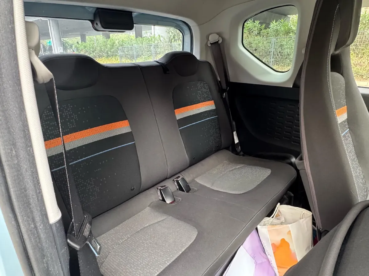 2021 WuLing HongGuang MINI EV BEV 13.9KWH,autocango,china used car exporter,china ev exporter,chinese used car exporter,chinese used ev exporter