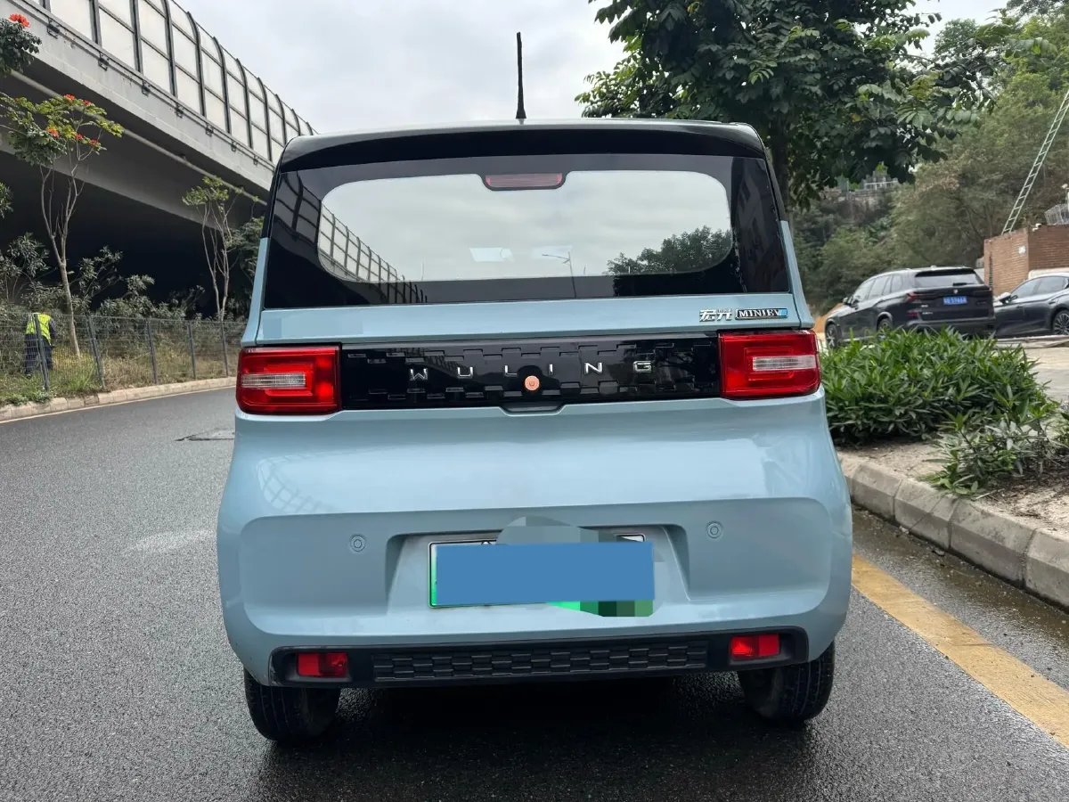2021 WuLing HongGuang MINI EV BEV 13.9KWH,autocango,china used car exporter,china ev exporter,chinese used car exporter,chinese used ev exporter