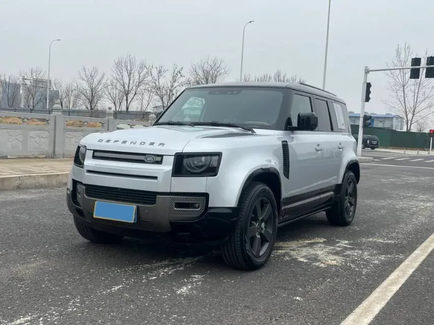 2024 Land Rover Defender 3.0T 400HP L6 8AT,autocango,china used car exporter,china ev exporter,chinese used car exporter,chinese used ev exporter