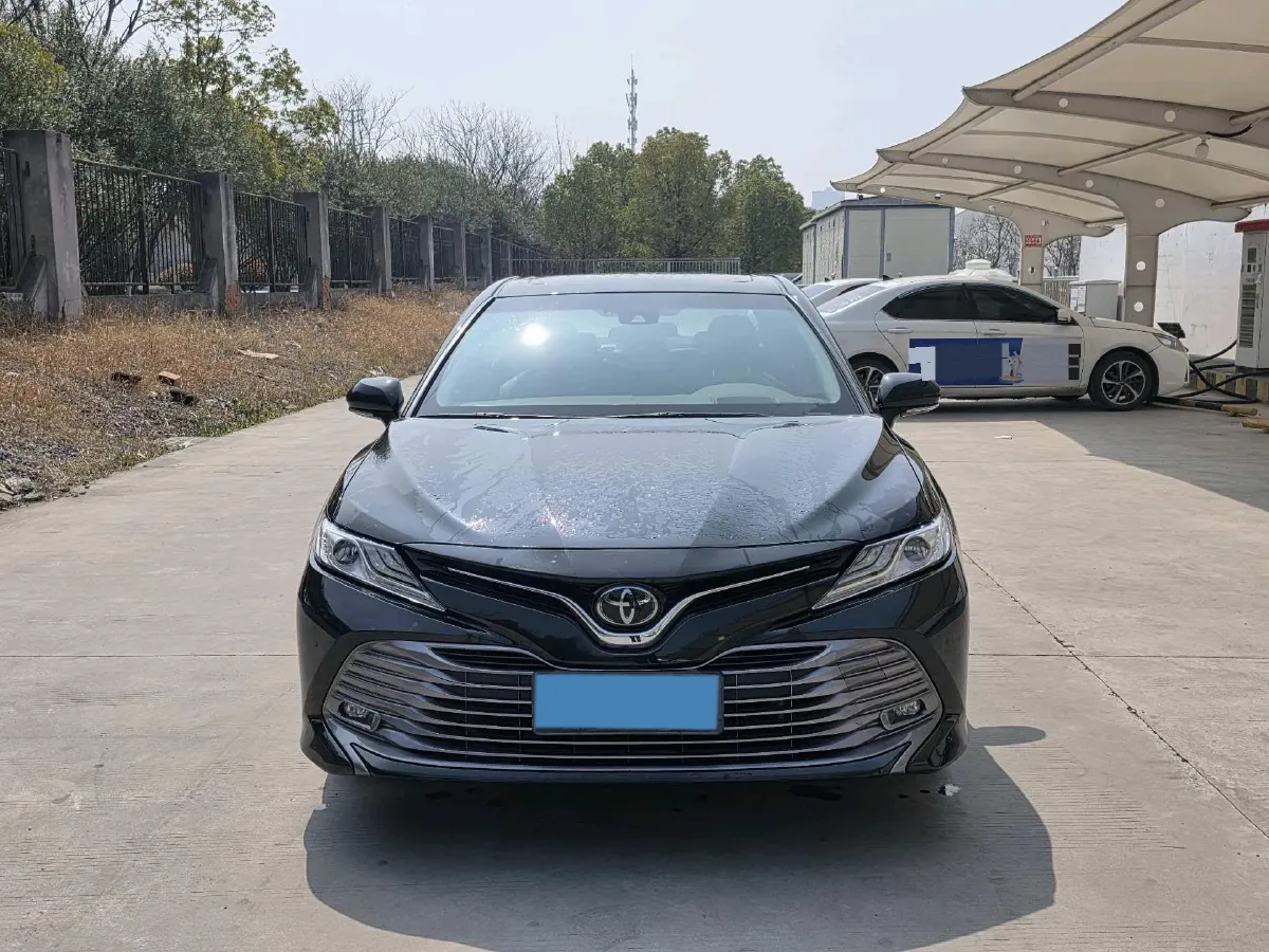 2019 Toyota Camry 2.0L 178HP L4 CVT,autocango,china used car exporter,china ev exporter,chinese used car exporter,chinese used ev exporter