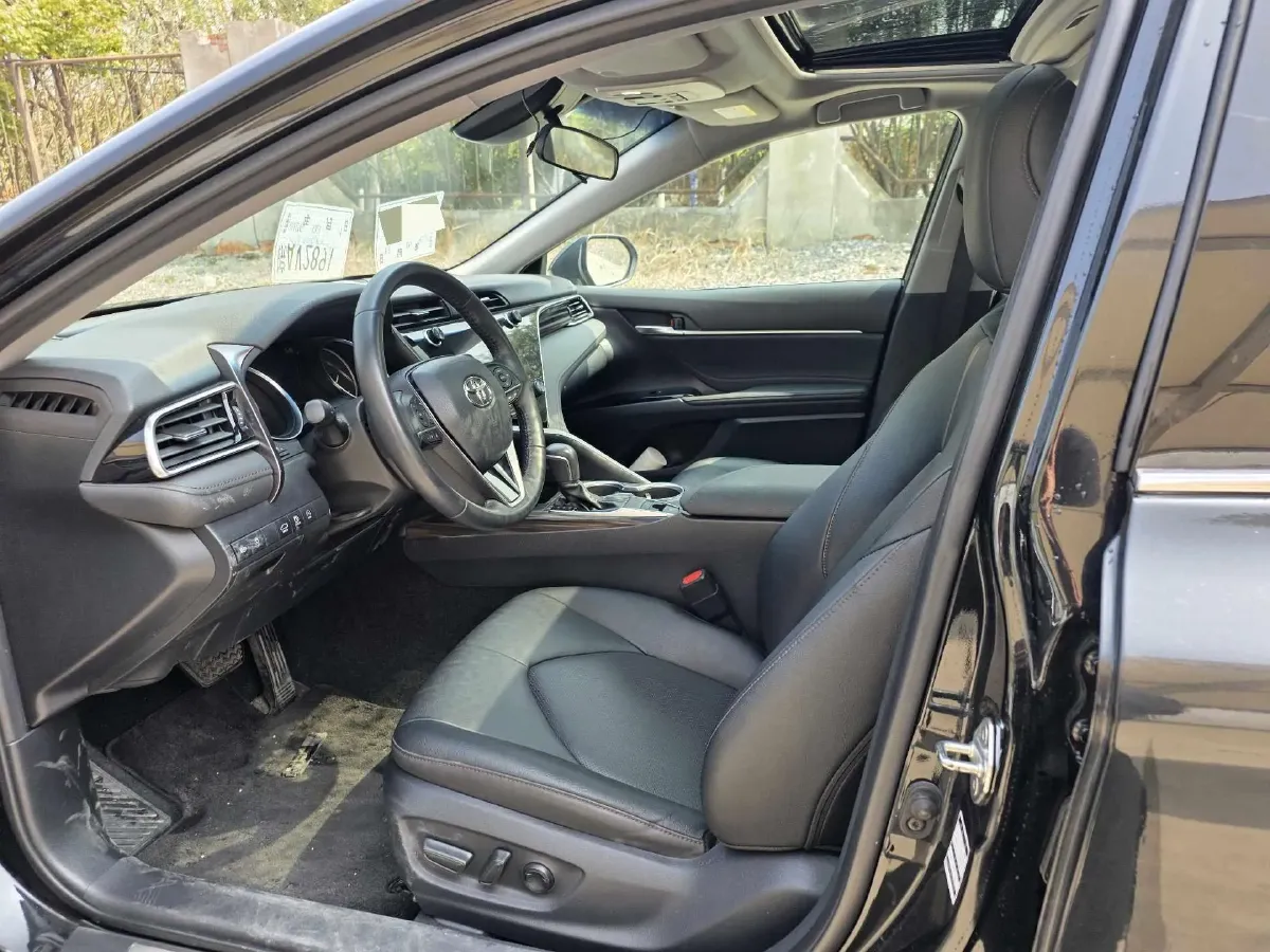 2019 Toyota Camry 2.0L 178HP L4 CVT,autocango,china used car exporter,china ev exporter,chinese used car exporter,chinese used ev exporter