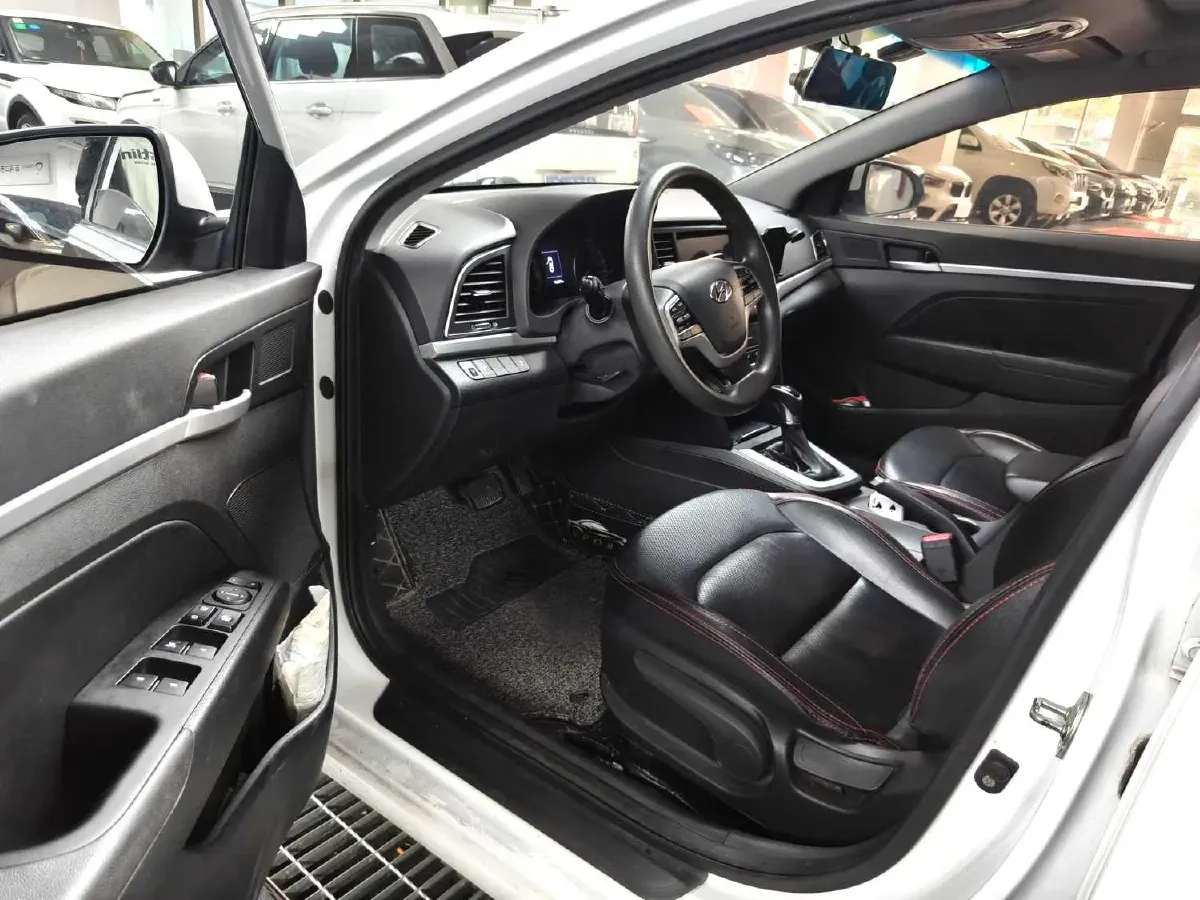 2016 Hyundai Elantra 1.6L 130HP L4 6AT,autocango,china used car exporter,china ev exporter,chinese used car exporter,chinese used ev exporter