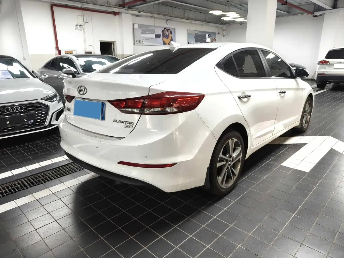 2016 Hyundai Elantra 1.6L 130HP L4 6AT,autocango,china used car exporter,china ev exporter,chinese used car exporter,chinese used ev exporter
