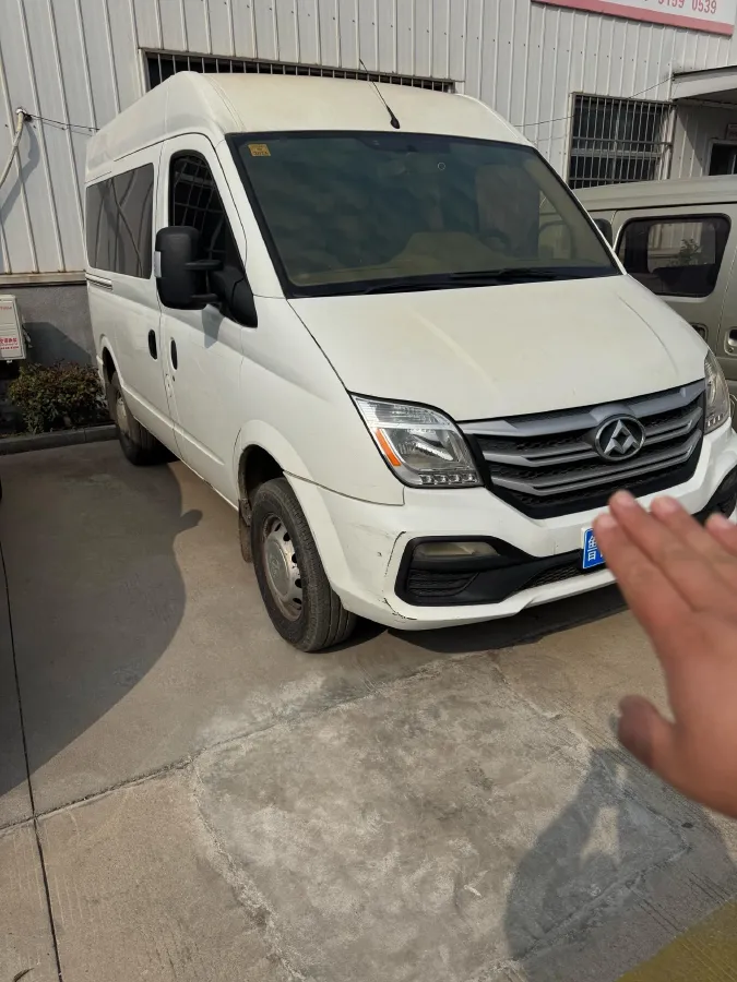 2018 MAXUS XinTu V80 2.5T 136HP L4 6MT,autocango,china used car exporter,china ev exporter,chinese used car exporter,chinese used ev exporter