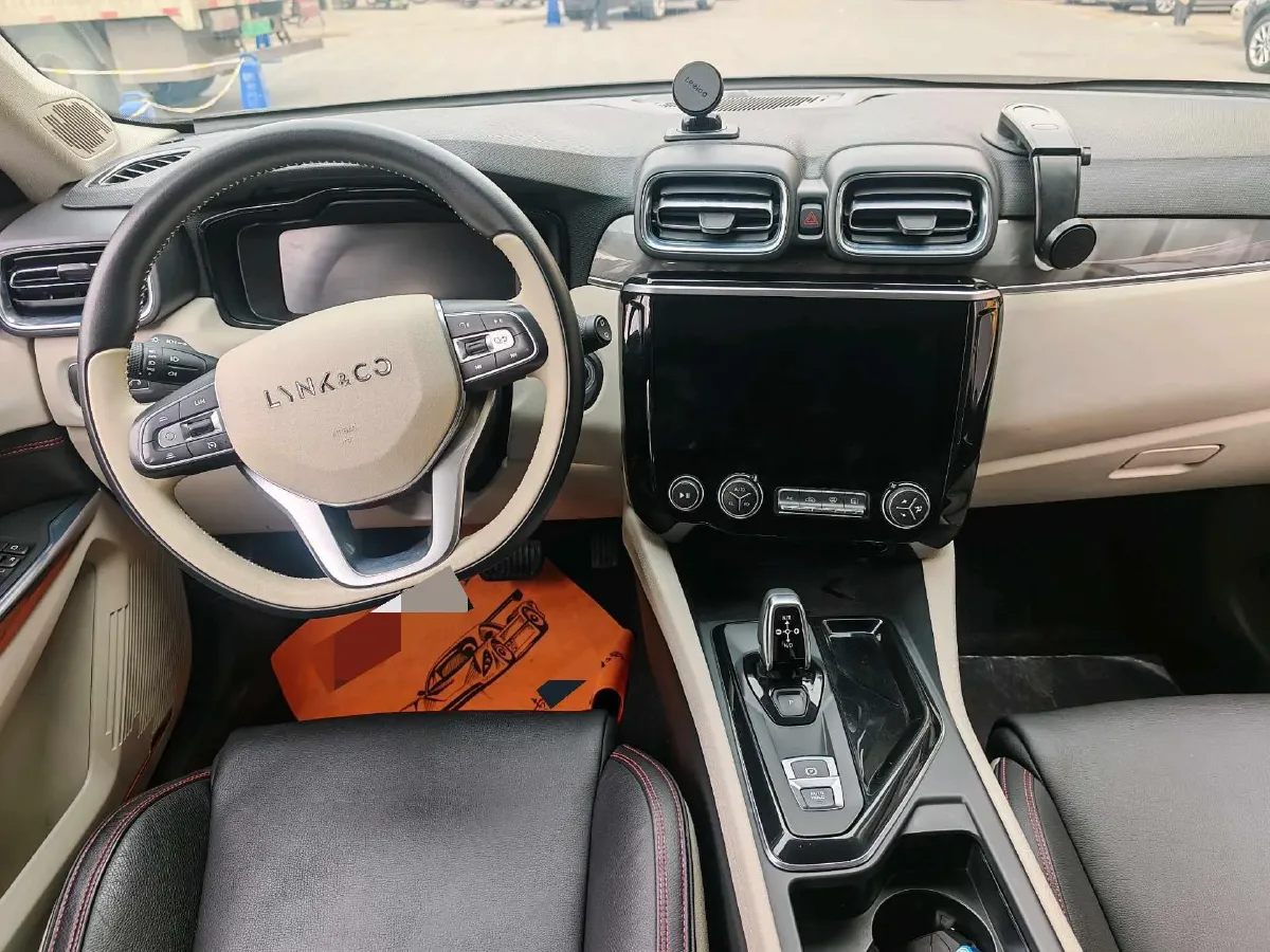 2018 Toyota C-HR 2.0L 171HP L4 CVT,autocango,china used car exporter,china ev exporter,chinese used car exporter,chinese used ev exporter