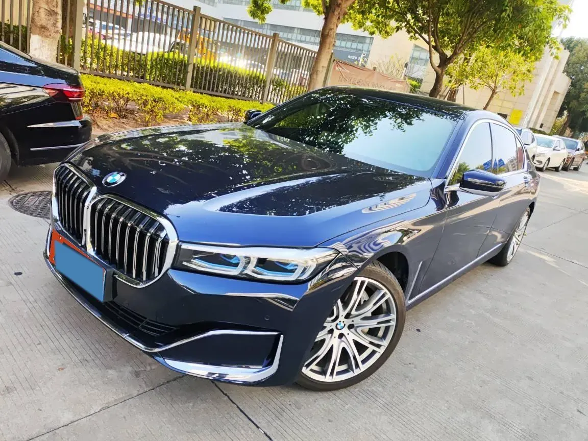 2019 BMW 7 Series 3.0T 340HP L6 8AT,autocango,china used car exporter,china ev exporter,chinese used car exporter,chinese used ev exporter