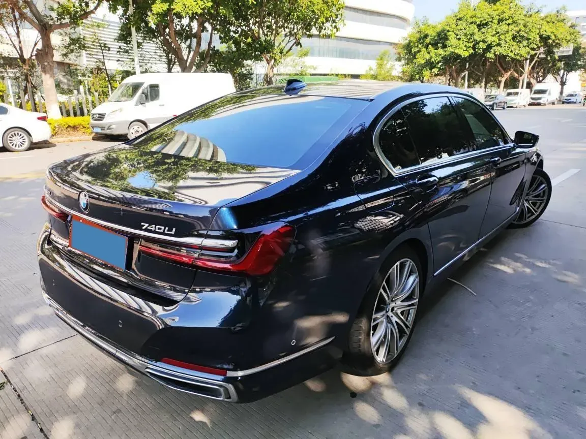 2019 BMW 7 Series 3.0T 340HP L6 8AT,autocango,china used car exporter,china ev exporter,chinese used car exporter,chinese used ev exporter