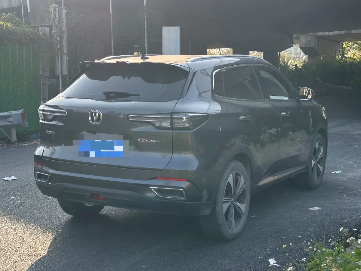 2022 ChangAn Oshan X7 Plus 1.5T 188HP L4 7DCT,autocango,china used car exporter,china ev exporter,chinese used car exporter,chinese used ev exporter