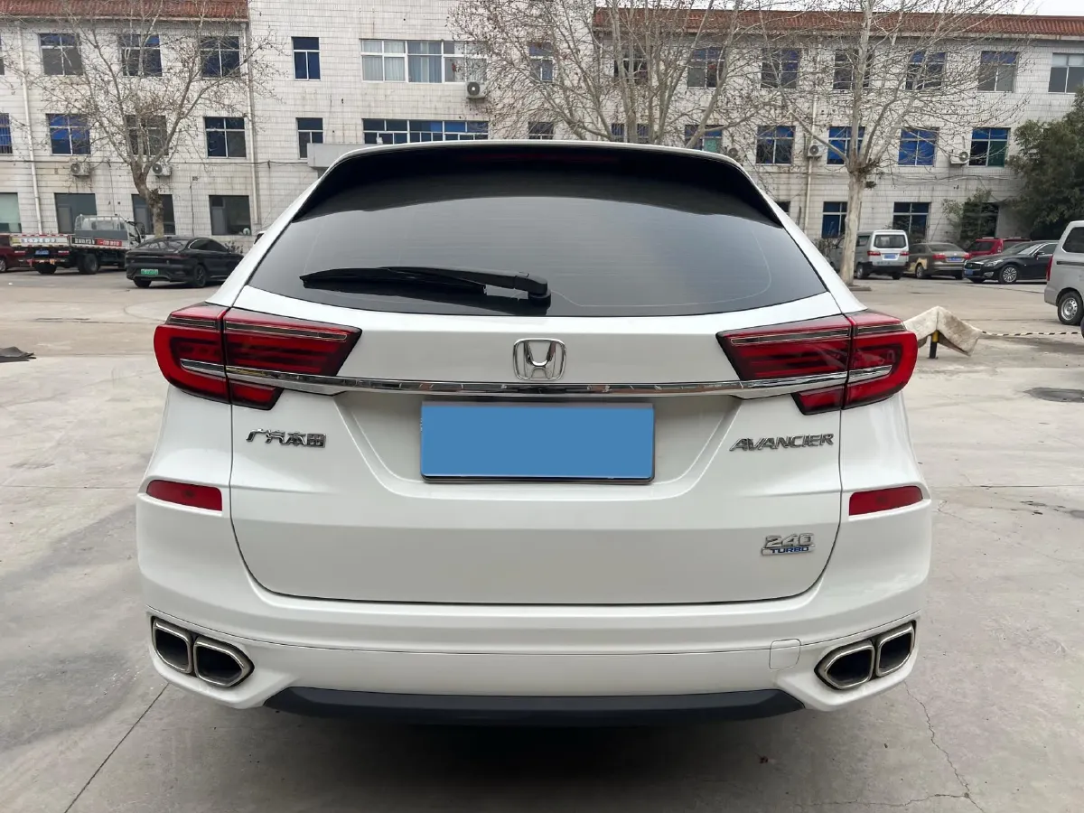 2022 Honda Avancier 1.5T 193HP L4 CVT,autocango,china used car exporter,china ev exporter,chinese used car exporter,chinese used ev exporter
