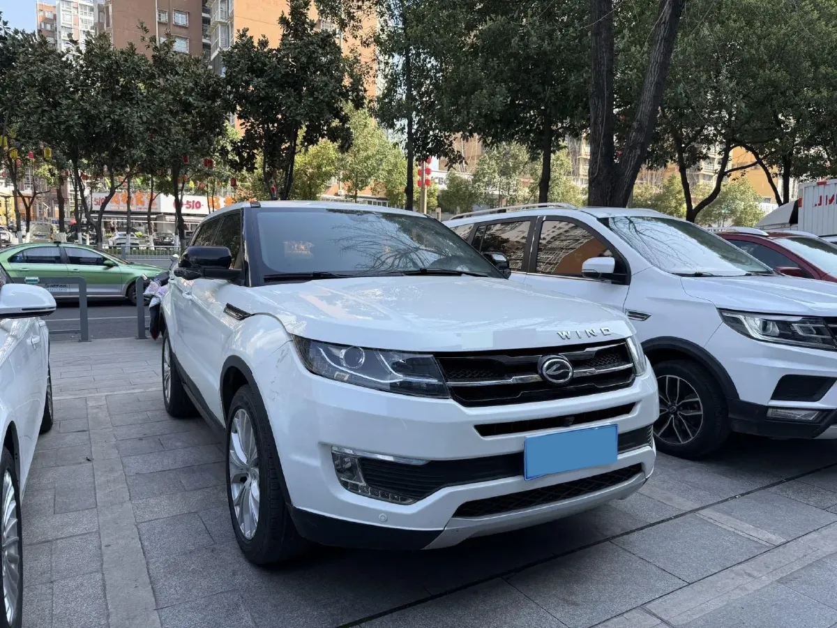 2015 Landwind X7 2.0T 190HP L4 8AT,autocango,china used car exporter,china ev exporter,chinese used car exporter,chinese used ev exporter