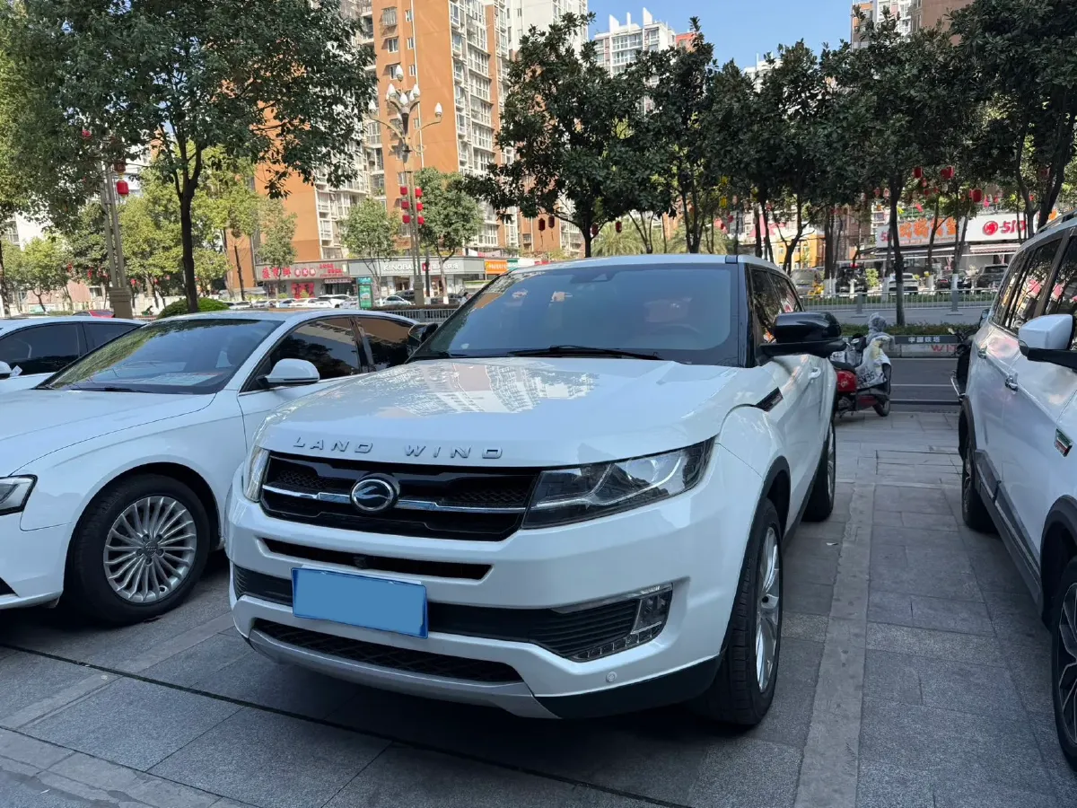 2015 Landwind X7 2.0T 190HP L4 8AT,autocango,china used car exporter,china ev exporter,chinese used car exporter,chinese used ev exporter