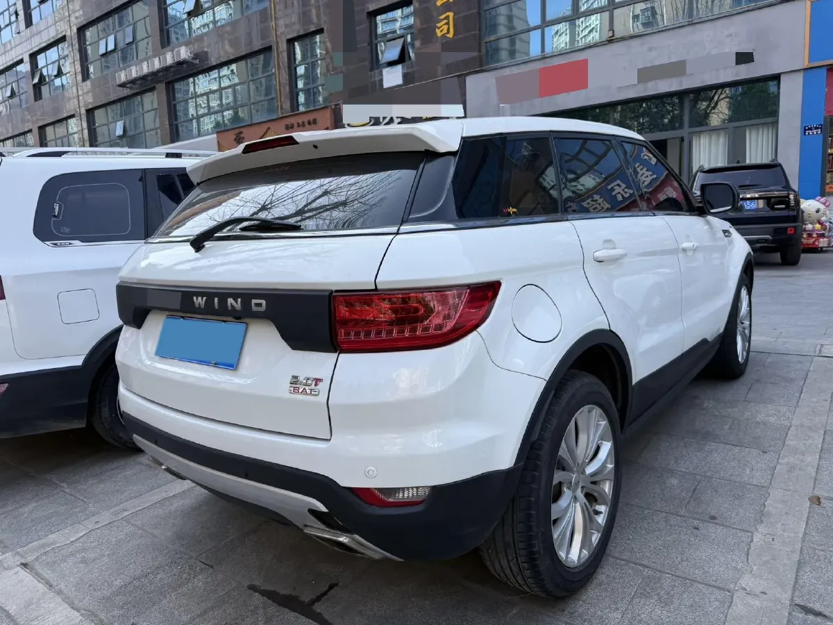 2015 Landwind X7 2.0T 190HP L4 8AT,autocango,china used car exporter,china ev exporter,chinese used car exporter,chinese used ev exporter