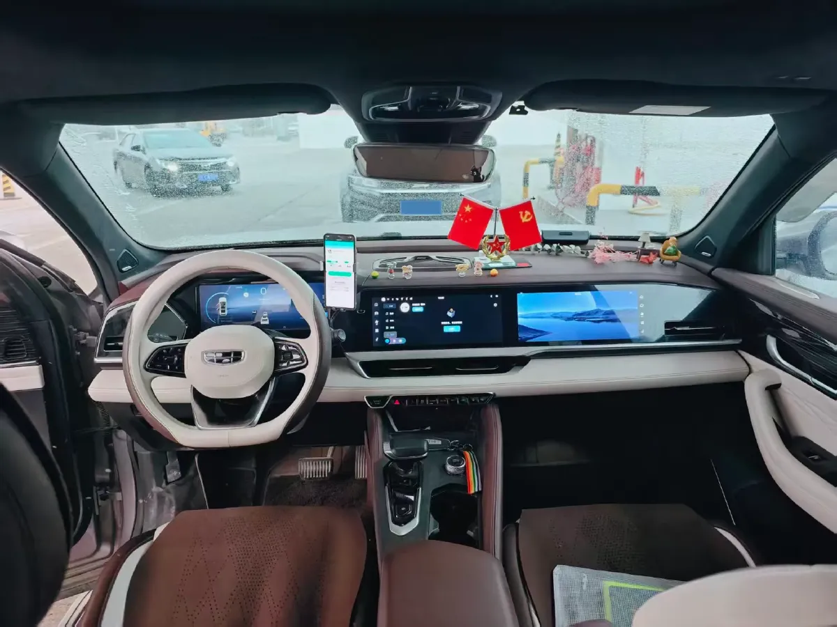 2021 Geely Monjaro 2.0T 238HP L4 8AT,autocango,china used car exporter,china ev exporter,chinese used car exporter,chinese used ev exporter