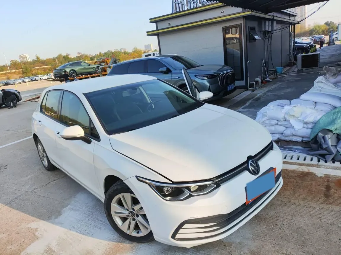 2021 Volkswagen Golf 1.2T 116HP L4 7DCT,autocango,china used car exporter,china ev exporter,chinese used car exporter,chinese used ev exporter