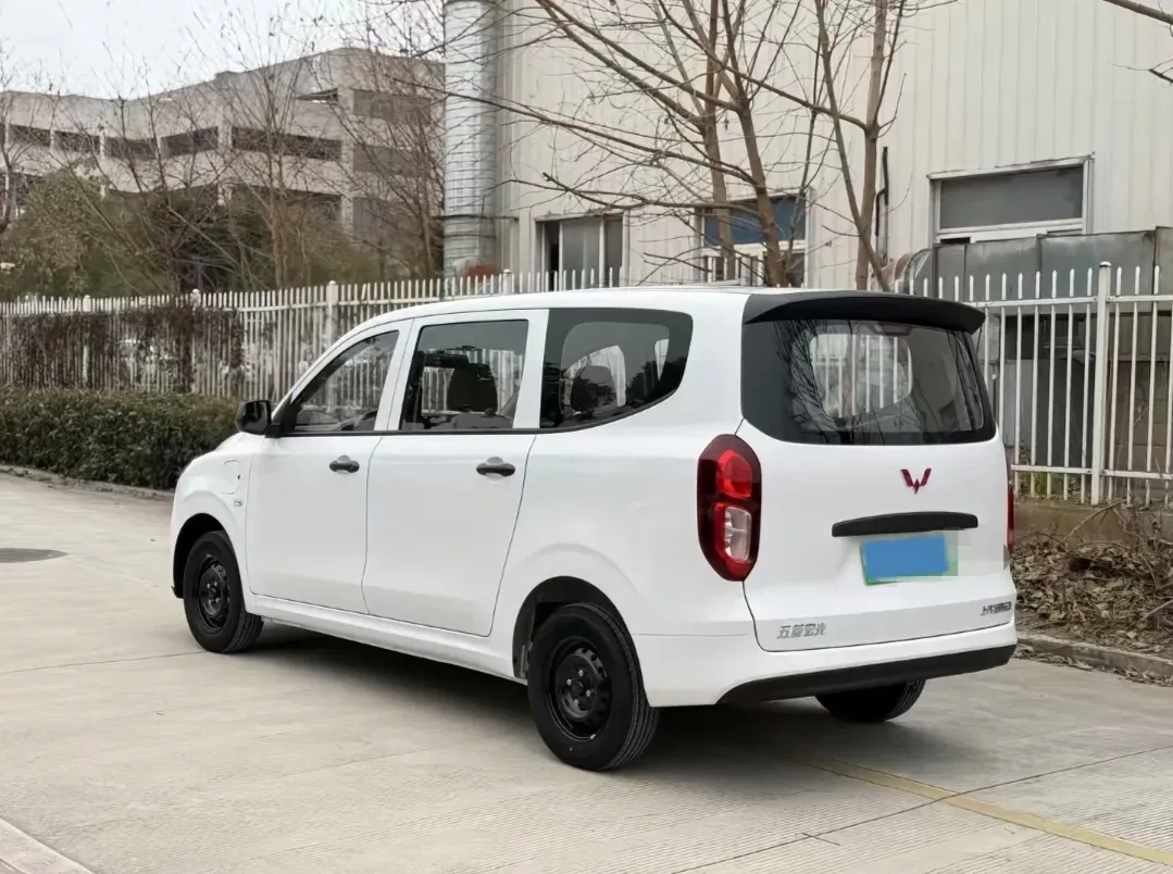 2024 WuLing HongGuang New Energy BEV 32.6KWH,autocango,china used car exporter,china ev exporter,chinese used car exporter,chinese used ev exporter