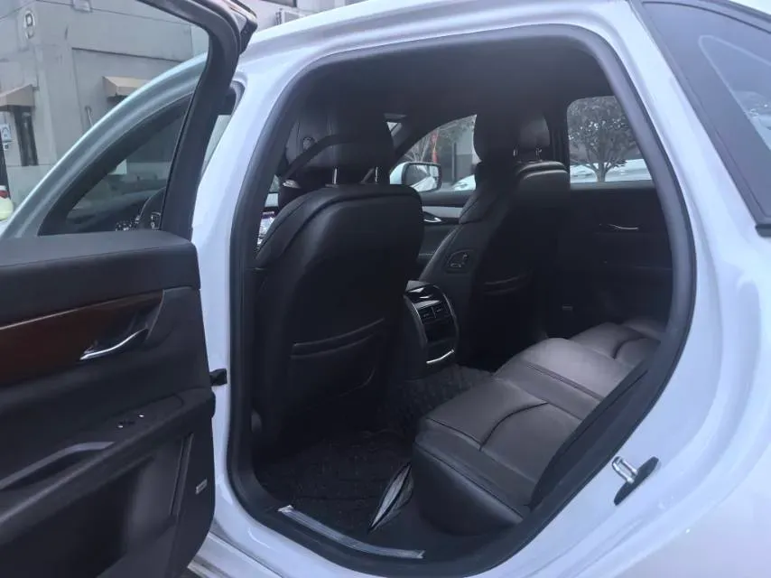 2021 Cadillac CT6 2.0T 237HP L4 10AT,autocango,china used car exporter,china ev exporter,chinese used car exporter,chinese used ev exporter