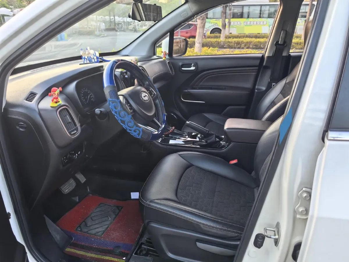 2020 GAC Trumpchi GS3 1.5T 163HP L3 7DCT,autocango,china used car exporter,china ev exporter,chinese used car exporter,chinese used ev exporter