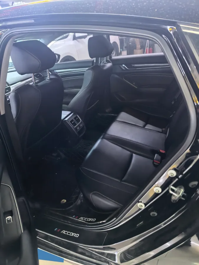 2022 Honda Accord 1.5T 194HP L4 CVT,autocango,china used car exporter,china ev exporter,chinese used car exporter,chinese used ev exporter