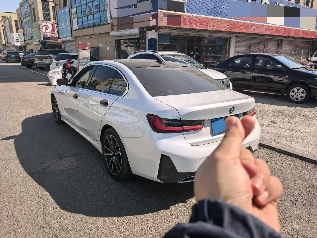 2023 BMW 3 Series 2.0T 156HP L4 8AT,autocango,china used car exporter,china ev exporter,chinese used car exporter,chinese used ev exporter
