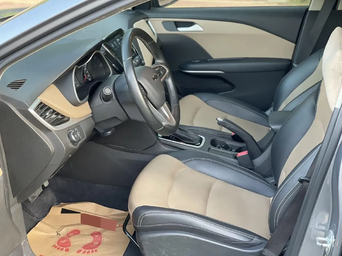 2020 Chevrolet Monza 1.5L 113HP L4 6AT,autocango,china used car exporter,china ev exporter,chinese used car exporter,chinese used ev exporter