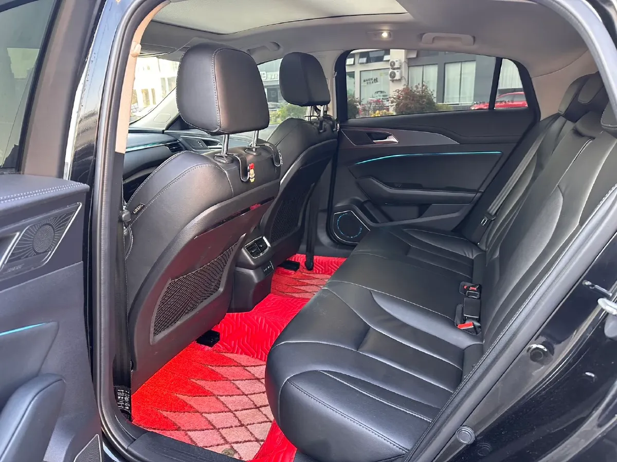 2020 HongQi H5 1.8T 197HP L4 6AT,autocango,china used car exporter,china ev exporter,chinese used car exporter,chinese used ev exporter