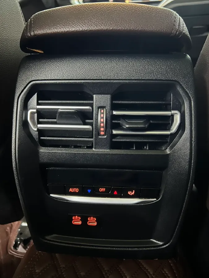 2022 BMW 3 Series 2.0T 156HP L4 8AT,autocango,china used car exporter,china ev exporter,chinese used car exporter,chinese used ev exporter