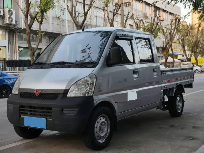 2017 WuLing RongGuang Mini Truck 1.5L 107HP L4 5MT,autocango,china used car exporter,china ev exporter,chinese used car exporter,chinese used ev exporter
