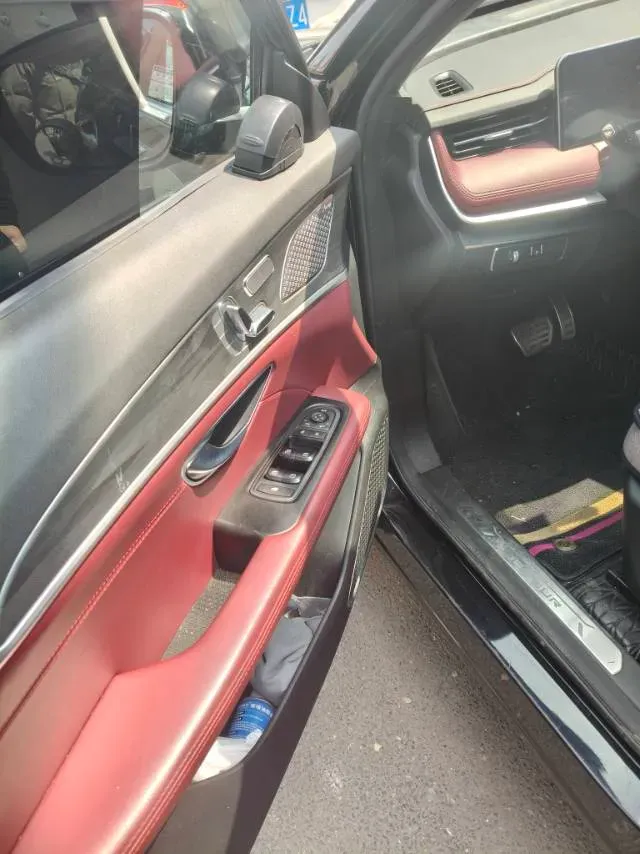 2023 ChangAn Oshan X7 Plus 1.5T 188HP L4 7DCT,autocango,china used car exporter,china ev exporter,chinese used car exporter,chinese used ev exporter