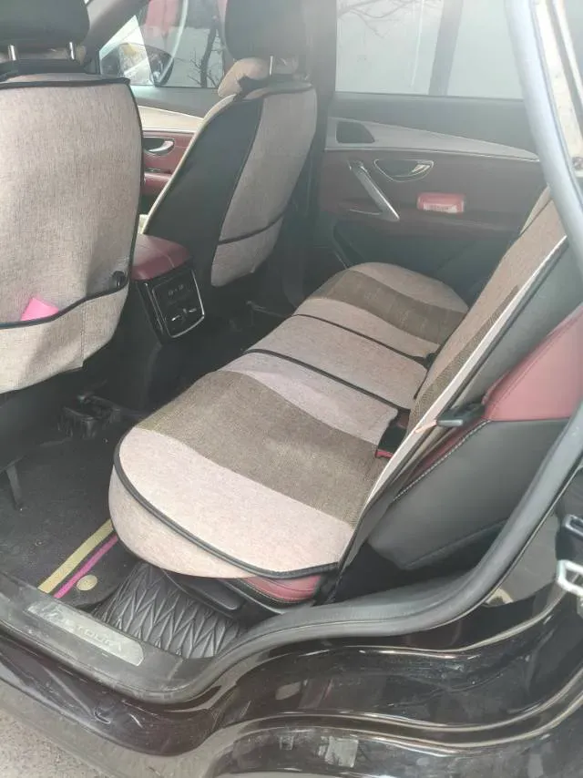 2023 ChangAn Oshan X7 Plus 1.5T 188HP L4 7DCT,autocango,china used car exporter,china ev exporter,chinese used car exporter,chinese used ev exporter