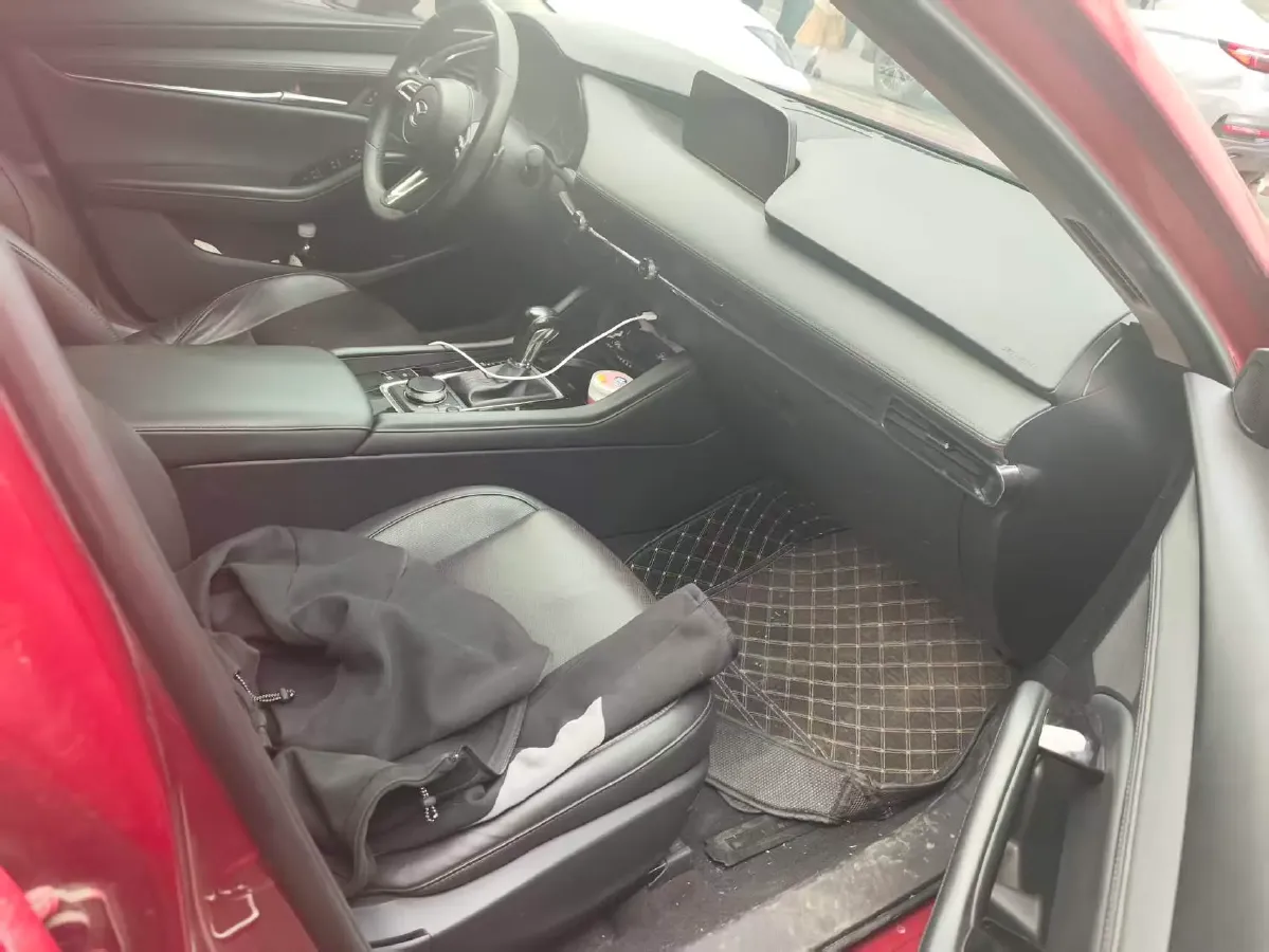 2021 Mazda 3 Axela 2.0L 158HP L4 6AT,autocango,china used car exporter,china ev exporter,chinese used car exporter,chinese used ev exporter