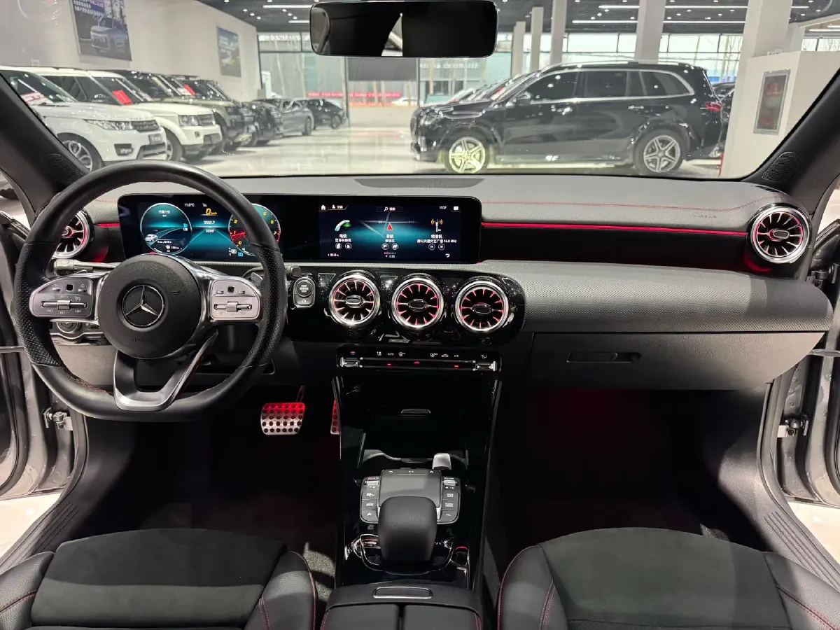 2022 Mercedes-Benz CLA Class 1.3T 163HP L4 7DCT,autocango,china used car exporter,china ev exporter,chinese used car exporter,chinese used ev exporter