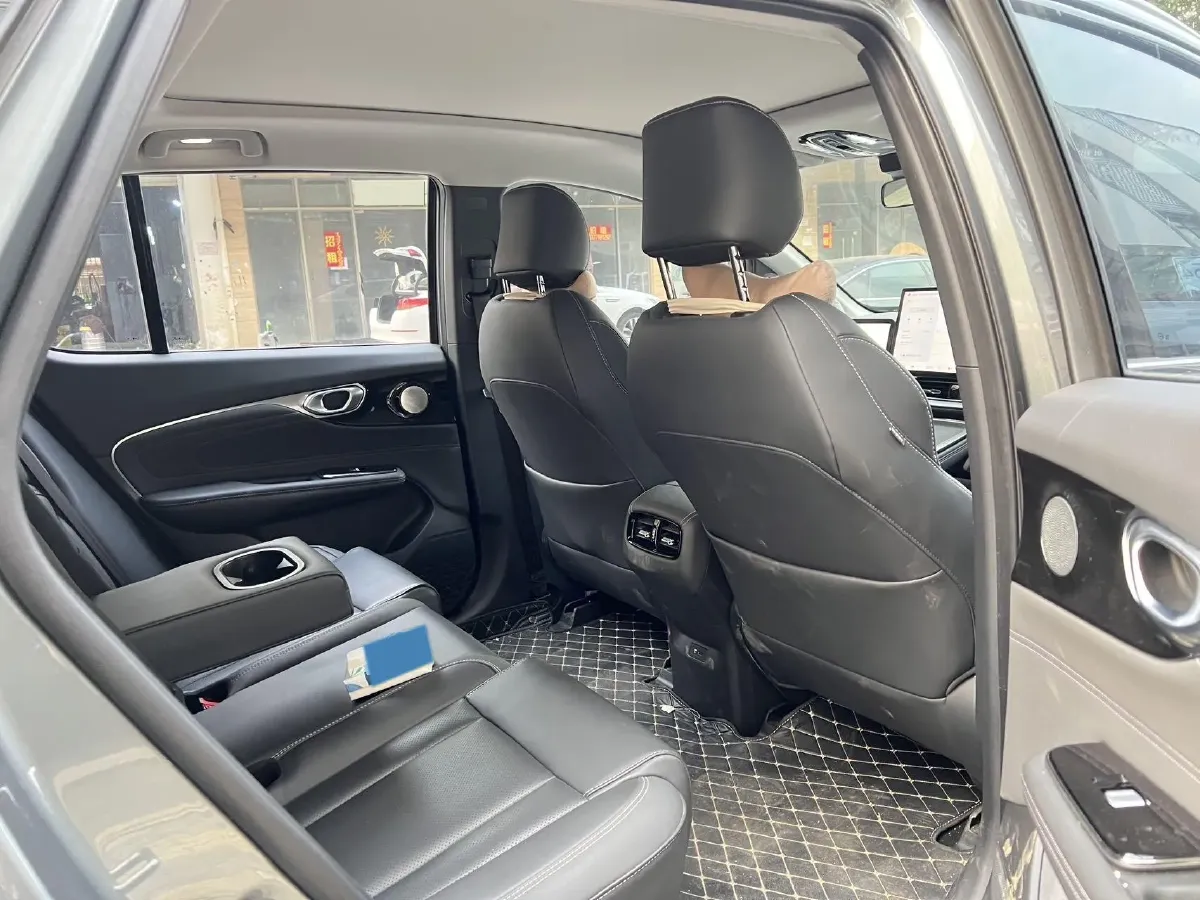 2024 Chevrolet EquinoxPlus 1.5T 180HP L4 2DHT PHEV 24.4KWH,autocango,china used car exporter,china ev exporter,chinese used car exporter,chinese used ev exporter