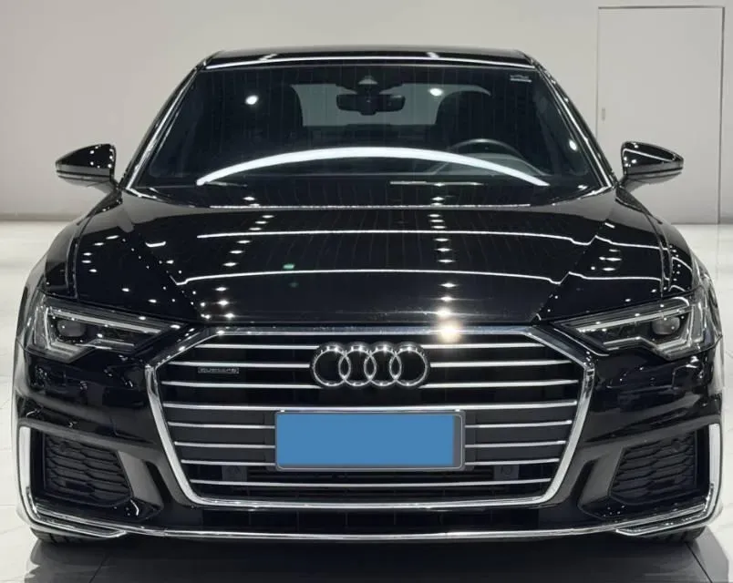 2020 Audi A6L 2.0T 224HP L4 7DCT,autocango,china used car exporter,china ev exporter,chinese used car exporter,chinese used ev exporter