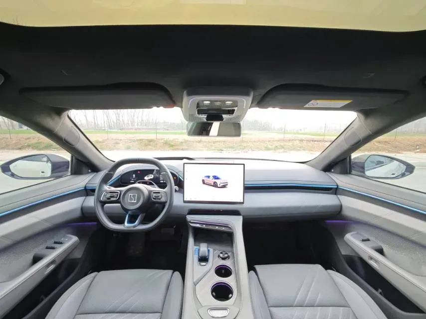 2025 Zeekr 001 BEV 100KWH,autocango,china used car exporter,china ev exporter,chinese used car exporter,chinese used ev exporter