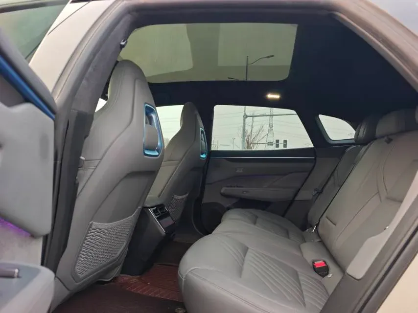 2025 Zeekr 001 BEV 100KWH,autocango,china used car exporter,china ev exporter,chinese used car exporter,chinese used ev exporter